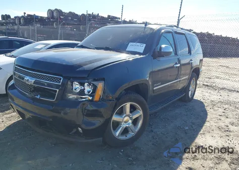 2010 Chevrolet Tahoe Ltz z USA, uszkodzony, nr VIN 1GNUCCE0XAR194589